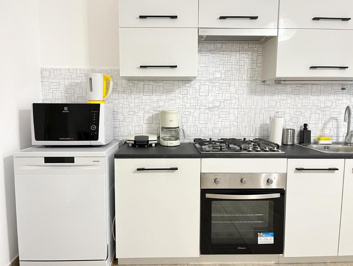 Majestic Residency - 3 Bedrooms Apartment Boedapest Buitenkant foto