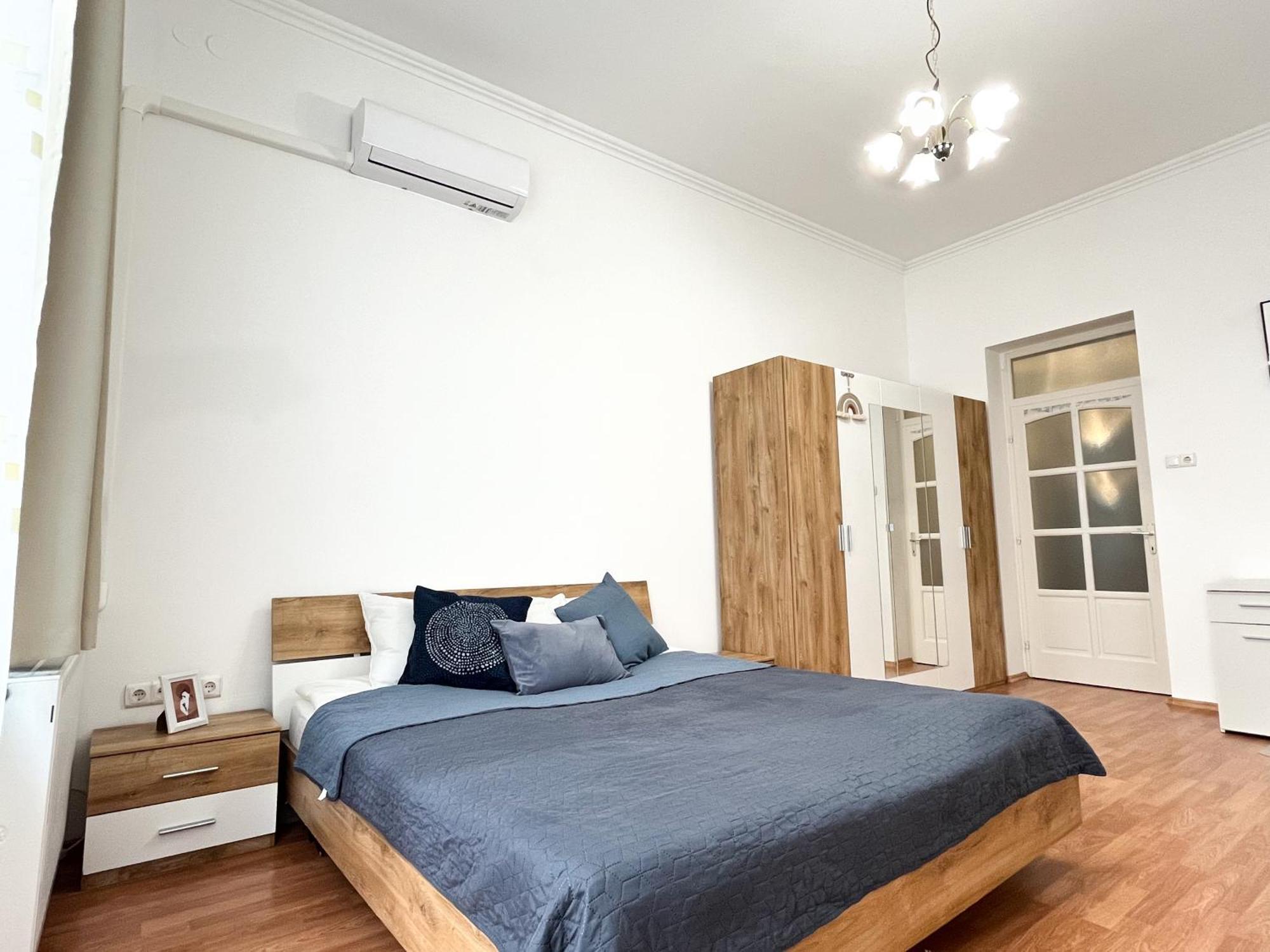 Majestic Residency - 3 Bedrooms Apartment Boedapest Buitenkant foto
