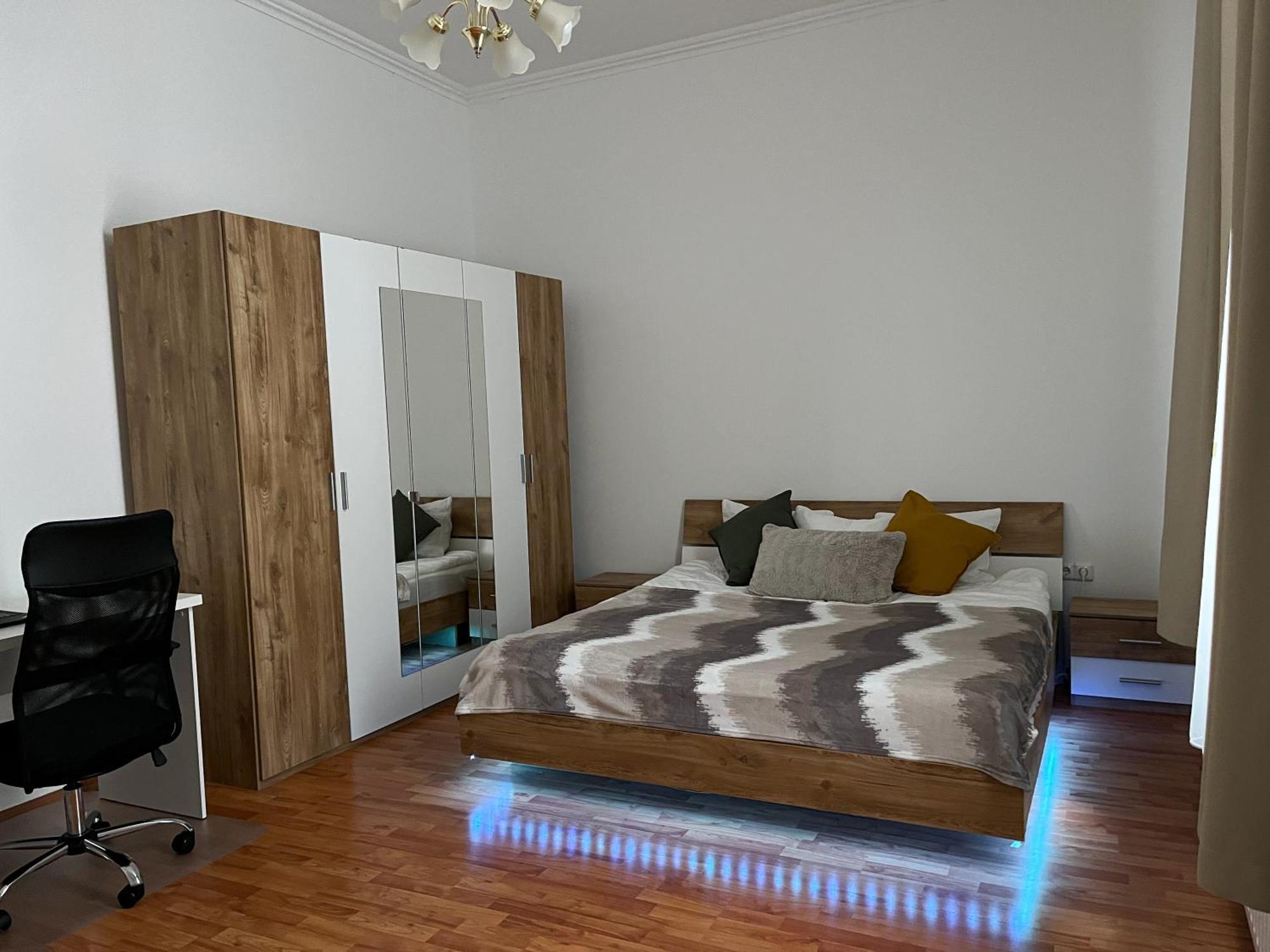 Majestic Residency - 3 Bedrooms Apartment Boedapest Buitenkant foto