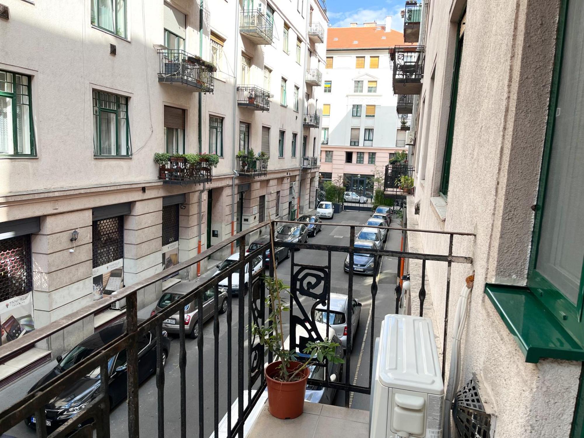 Majestic Residency - 3 Bedrooms Apartment Boedapest Buitenkant foto